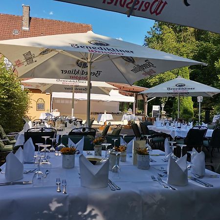 Hotel Holter Schlosskrug Schloß Holte-Stukenbrock المظهر الخارجي الصورة